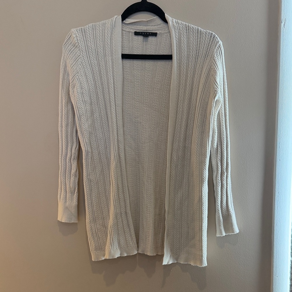 Cyrus Women's Ivory Cable Knit Cardigan